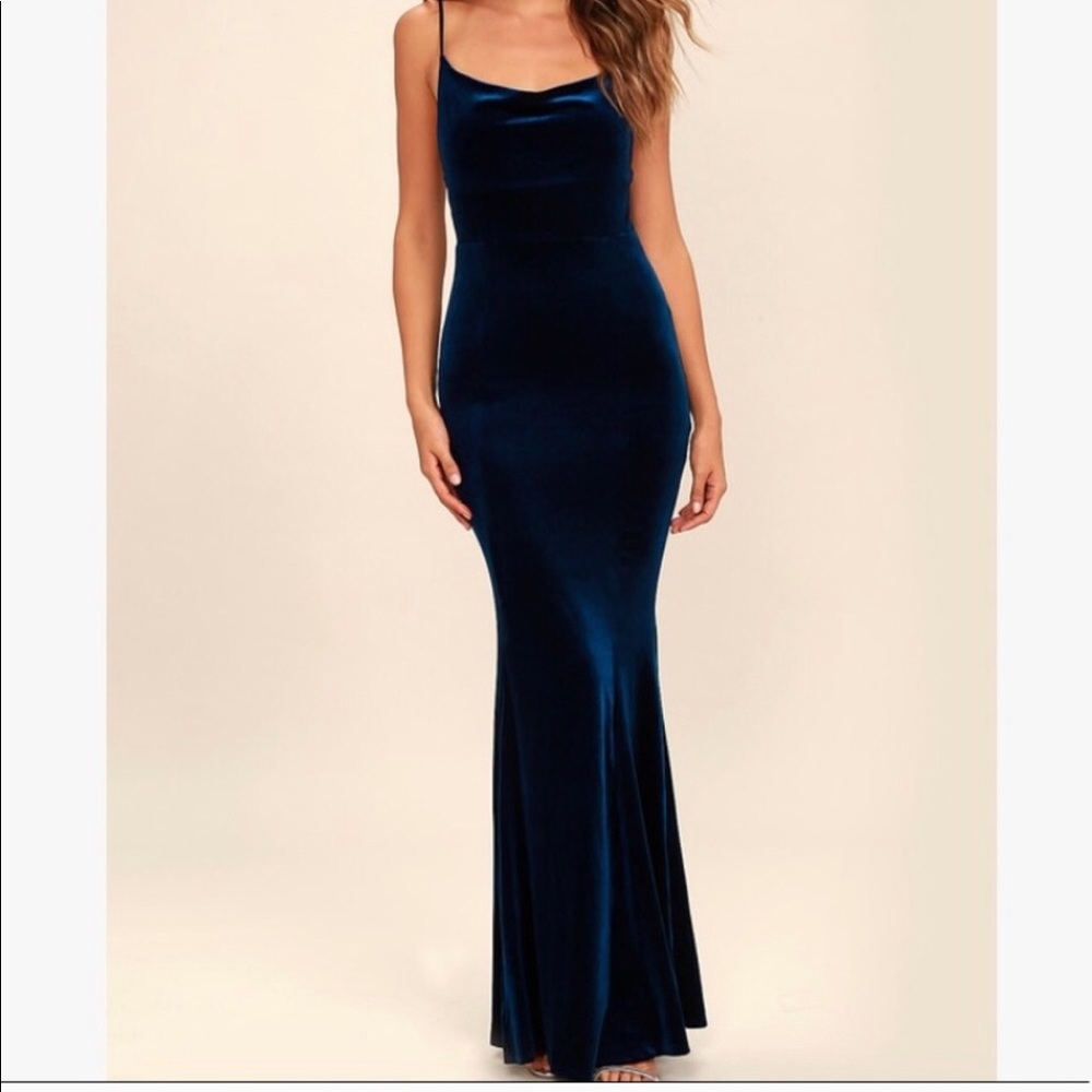 SORCERESS NAVY BLUE VELVET MAXI DRESS